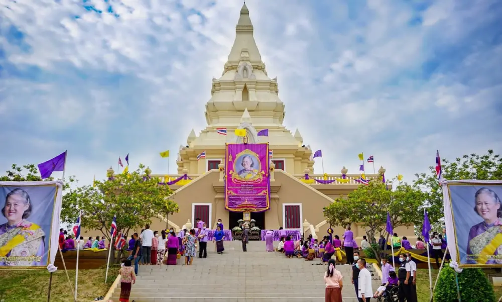 Wat Thaksin (Ban Sok) Wat Thaksin (Ban Sok)