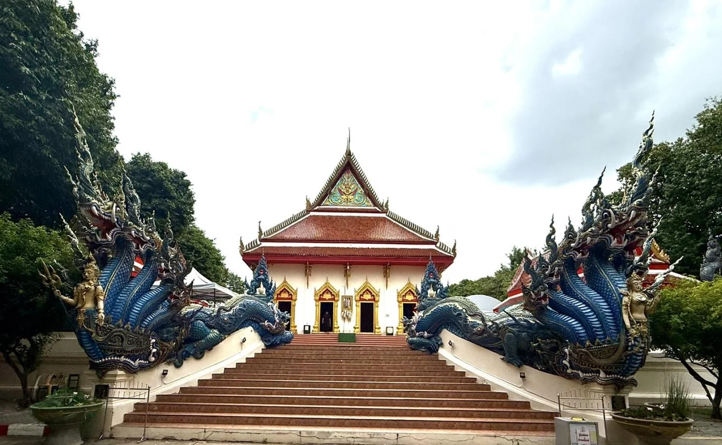 Wat Phra Narai Maharat Worawihan