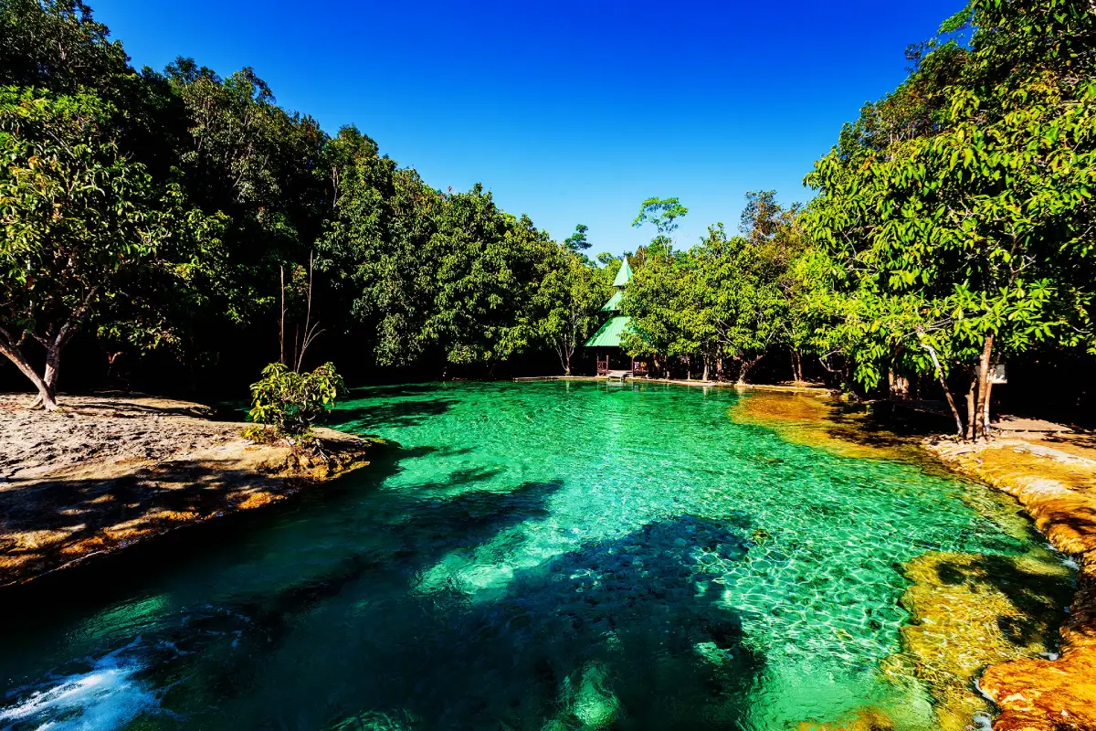 Emerald Pool in Krabi, a naturally turquoise freshwater pool surrounded by tropical forest