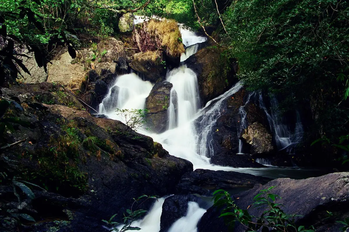 Pha Kluai Mai Waterfall