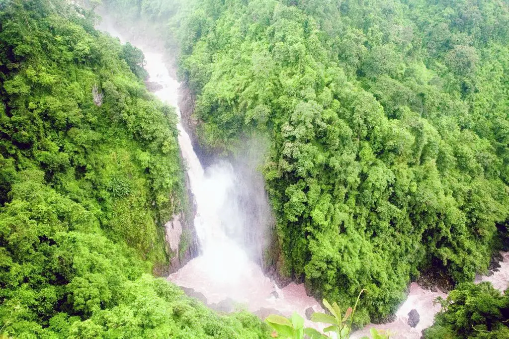 Huai Yai Waterfall