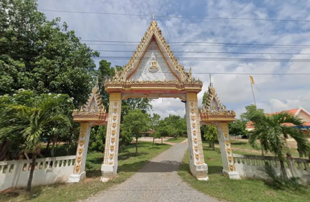Wat Huai Charoen Phon