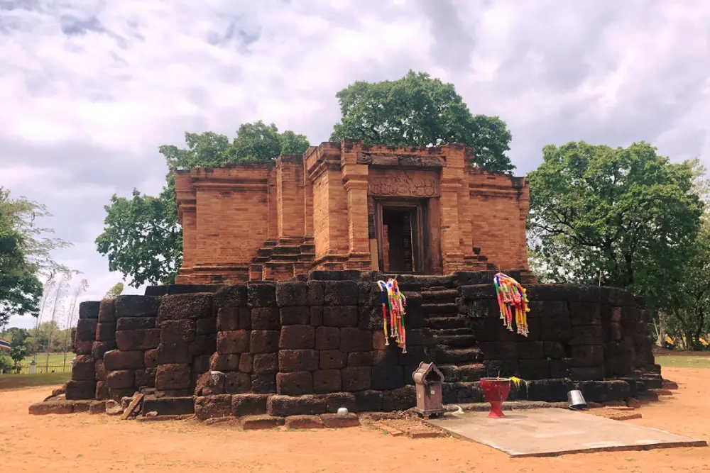 Ku Daeng Ku Daeng