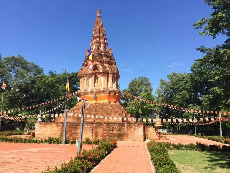 พระธาตุหนองสามหมื่น