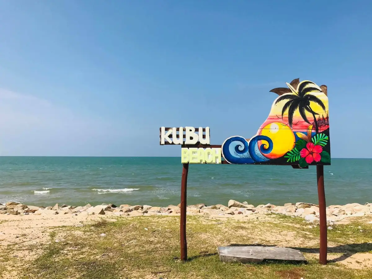 ชายหาดกูบู-บ้านคลองตัน ชายหาดกูบู-บ้านคลองตัน