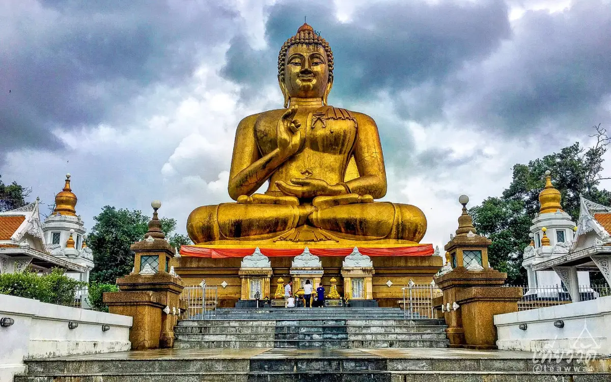 พระพุทธอุทยานเขากง (วัดเขากง-พระพุทธทักษิณมิ่งมงคล) พระพุทธอุทยานเขากง (วัดเขากง-พระพุทธทักษิณมิ่งมงคล)