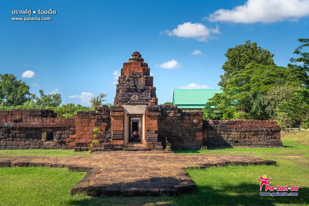 Prang Ku Prasat Nong Ku ancient Khmer hospital sanctuary in Thawat Buri Roi Et
