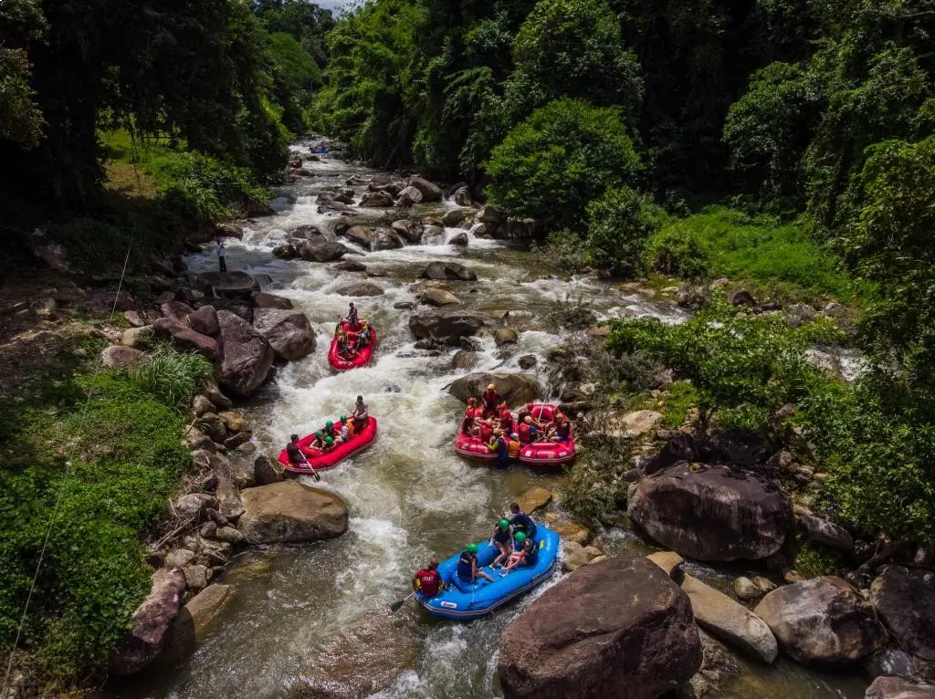 Ton Pariwat Waterfall Phang Nga