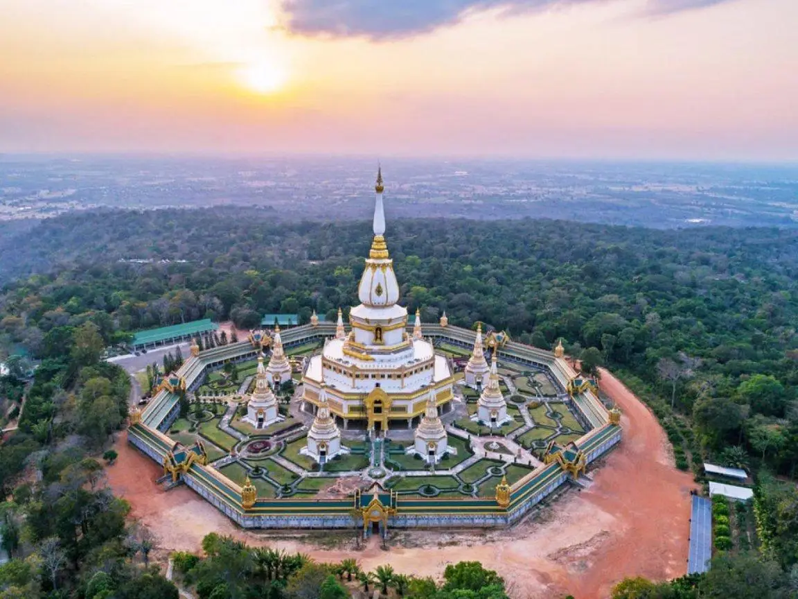 Wat Pha Nam Thip Thep Prasit Wanaram Wat Pha Nam Thip Thep Prasit Wanaram