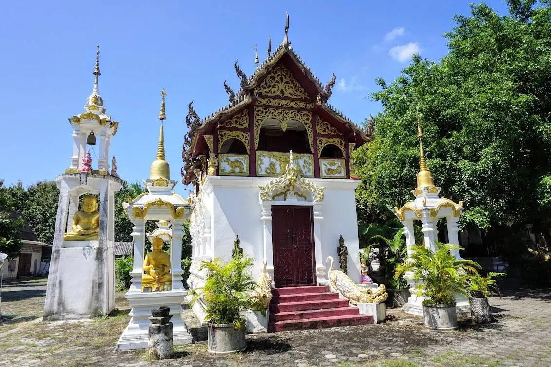 Wat San Klang Wat San Klang