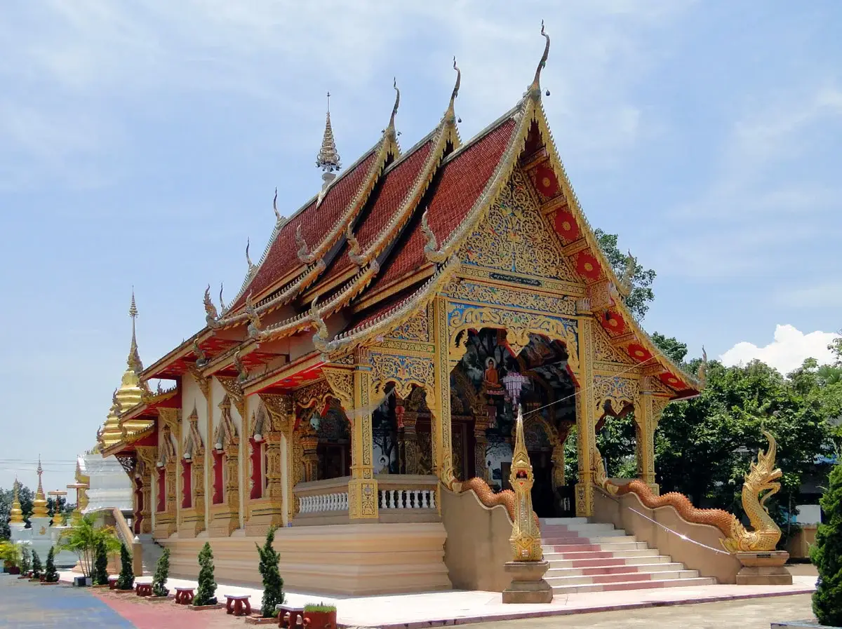 Wat Si Don Chai (San Sai) Wat Si Don Chai (San Sai)