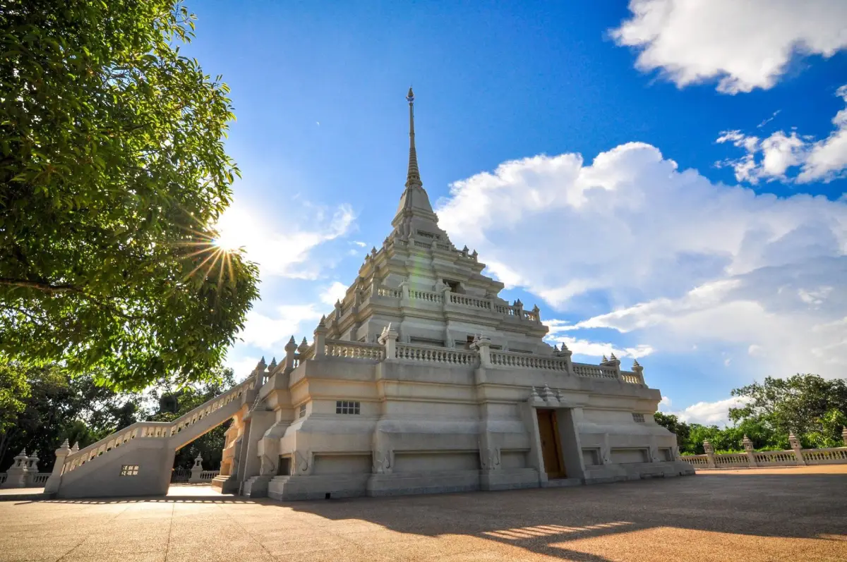 วัดดอยธรรมเจดีย์ วัดดอยธรรมเจดีย์