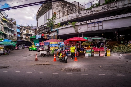 ตลาดผลไม้