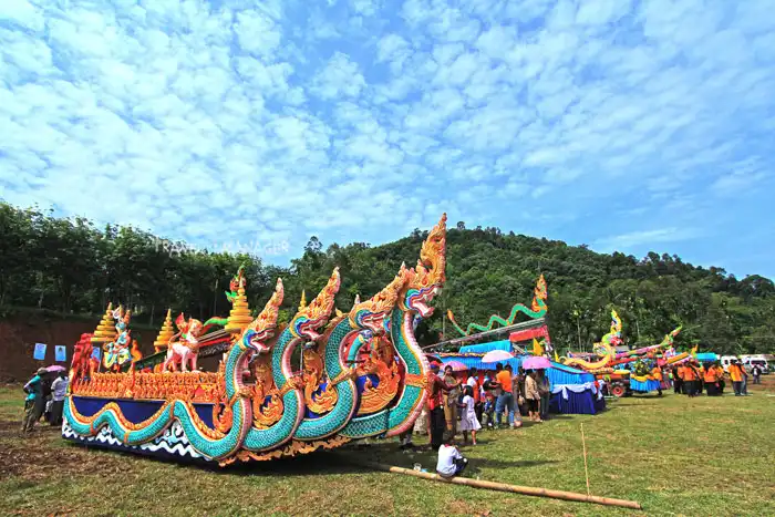ประเพณีบุญบั้งไฟ
