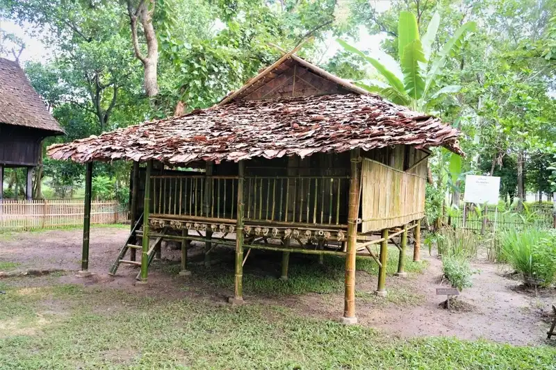 เรือนเครื่องผูกเรือน