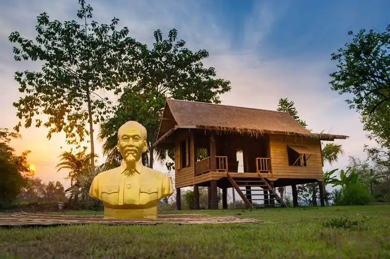 พิพิธภัณฑ์บ้านดงโฮจิมินห์