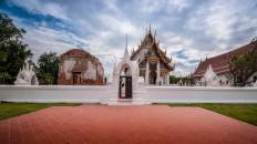 วัดใหญ่จอมปราสาท