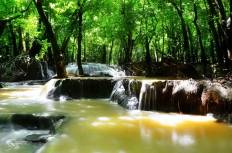 Si Khat Waterfall National Park