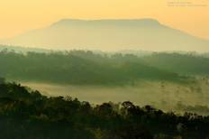 อุทยานแห่งชาติน้ำหนาว