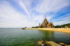 ปราสาทสัจธรรม