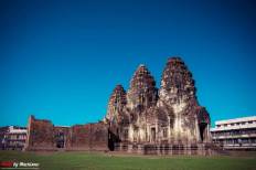 Phra Prang Sam Yot