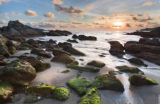 หาดกะหลิม