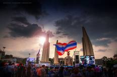 อนุสาวรีย์ประชาธิปไตย
