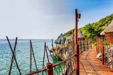 เกาะสีชัง