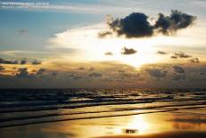 หาดแม่รำพึง (บ้านก้นอ่าว)