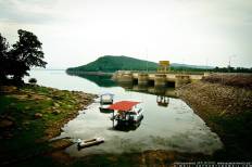 เขื่อนอุบลรัตน์ (เขื่อนพองหนีบ)