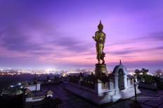 วัดพระธาตุเขาน้อย