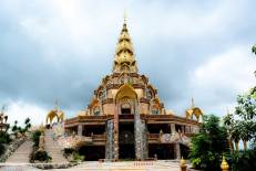 Wat Phra That Pha Sorn Kaew