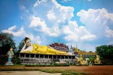 Wat Phra That Suthon Mongkhon Khiri