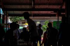 ตลาดร่มหุบ (ตลาดเสี่ยงตาย)