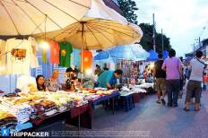 Wua Lai Walking Street