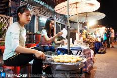 Wua Lai Walking Street