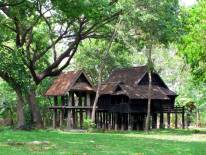 พิพิธภัณฑ์เรือนโบราณล้านนา