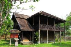 พิพิธภัณฑ์เรือนโบราณล้านนา
