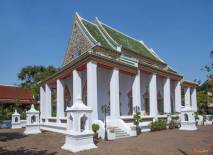 Wat Sam Phraya Worawihan