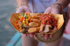 ตลาดน้ำวัดสรรเพชญ