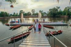 Samko Floating Market