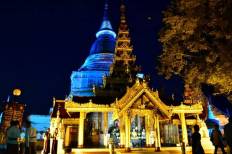 วัดพระแก้วดอนเต้าสุชาดาราม