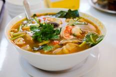 ร้านเจ้ไฝ ประตูผี