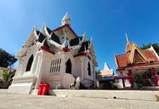 Wat Nang Phaya