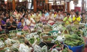 Bun Khao Rak Festival