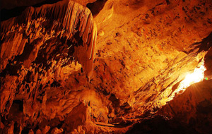 Yai Nam Nao Cave (Phu Nam Rin)