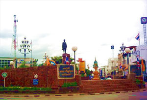 Phraya Chai Sunthon Monument