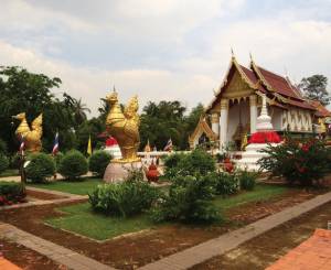 Wat Yai Sawang Arom