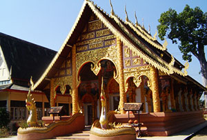 Wat Chang Khao Noi Tai