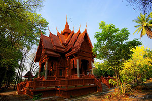 Wat Sawang Arom (Jang Kao)